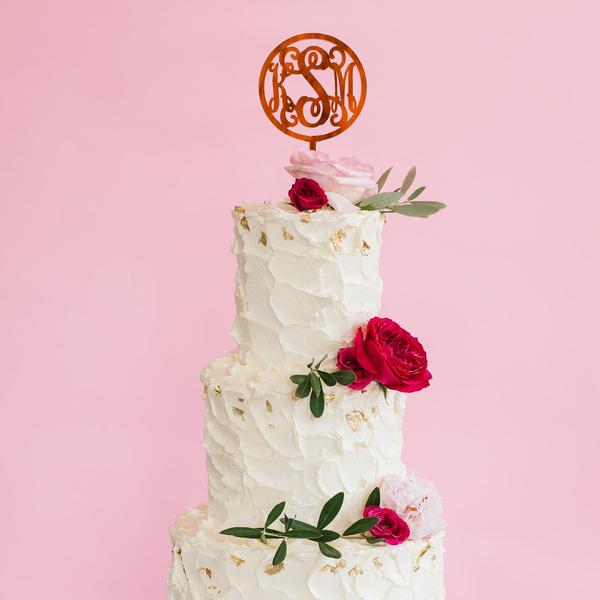 script-monogram-cake-topper-styled-swuare-grande.jpg script-monogram-cake-topper-styled-swuare-grande.jpg
